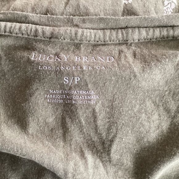 Lucky Brand small green tee- shirt.  0696 - Picture 5 of 6